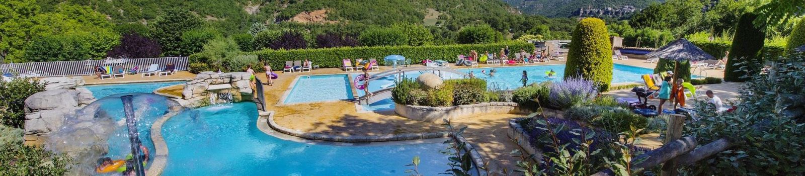 zwembad camping val de cantrobre