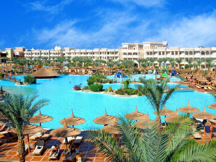 Verwarmd zwembad in Hurghada