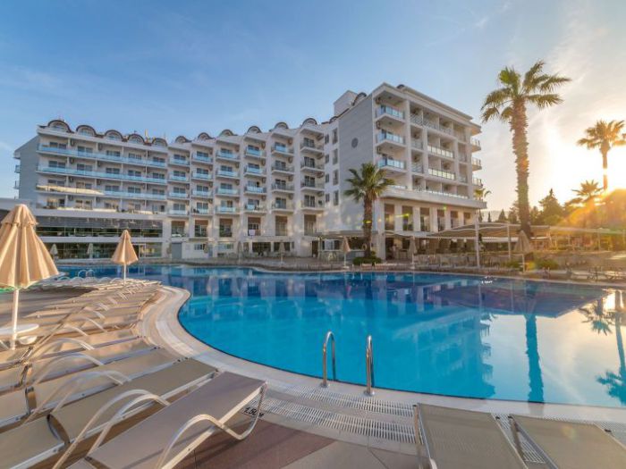 hotel in turkije inclusief verwarmd zwembad