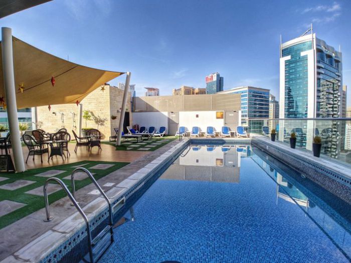 Hotel inclusief verwarmd zwembad in Dubai
